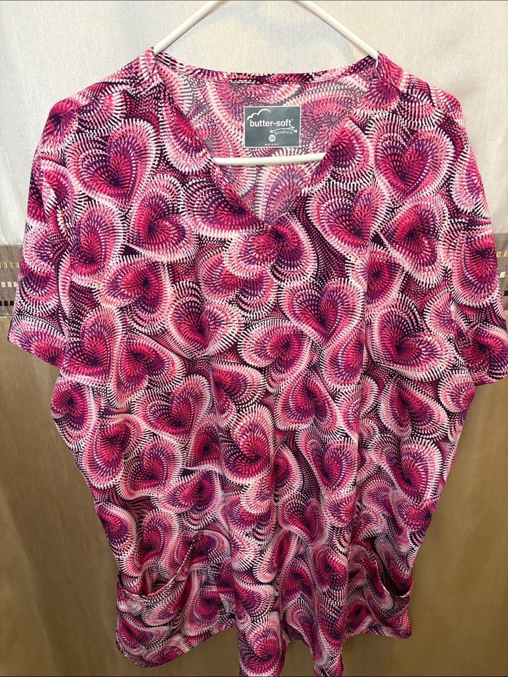 Butter Pink and Fuchsia Heart-Print V-Neck Scrub Top 3x